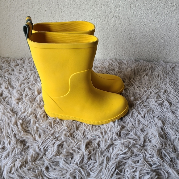 totes yellow rain boots